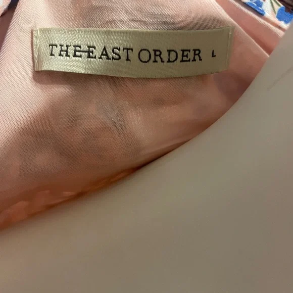 The East Order Sophie V-Neckline Floral Long Sleeve Mini Dress - Picture 7 of 10